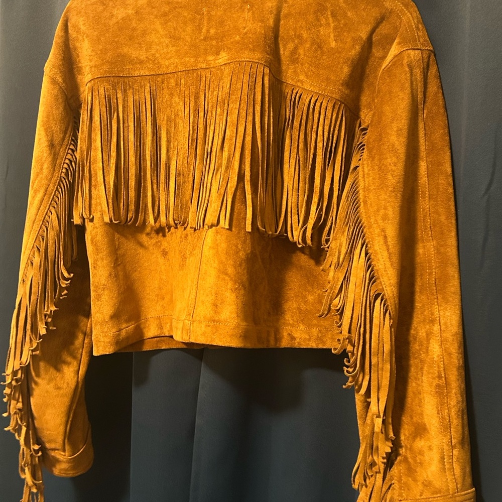 BDG cropped jacket
Good condition 
Size extra small
